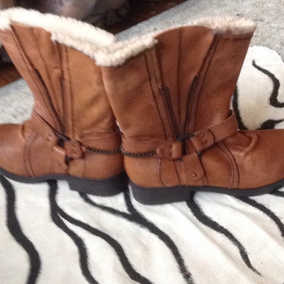 Steve Madden harness boots - Picture 6 of 6